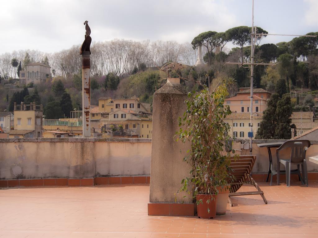 Over The Tiber Loft — Photos 3